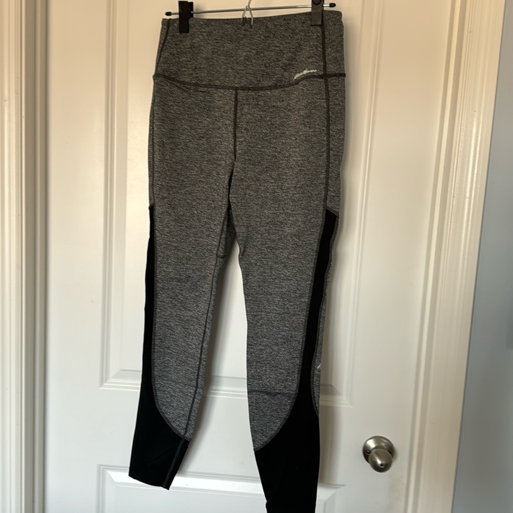 Eddie Bauer fleece lined leggings
